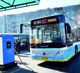 【E出行】装载佩特来电驱动系统全国首辆18米纯电动公交车投入运营