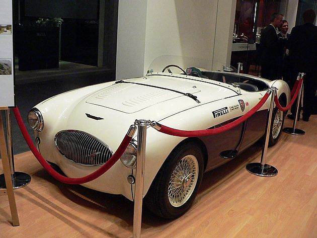 亲民小跑车Austin-Healey 100