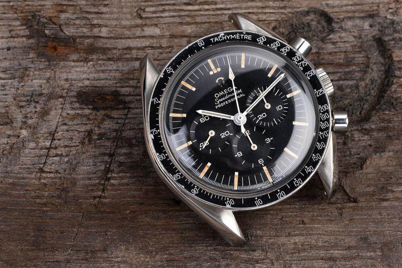 在 1969 年隨同 buzz aldrin 成為首枚登陸月球的腕錶,這 speedmaster